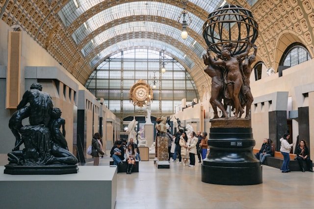 Paris Scavenger Hunt